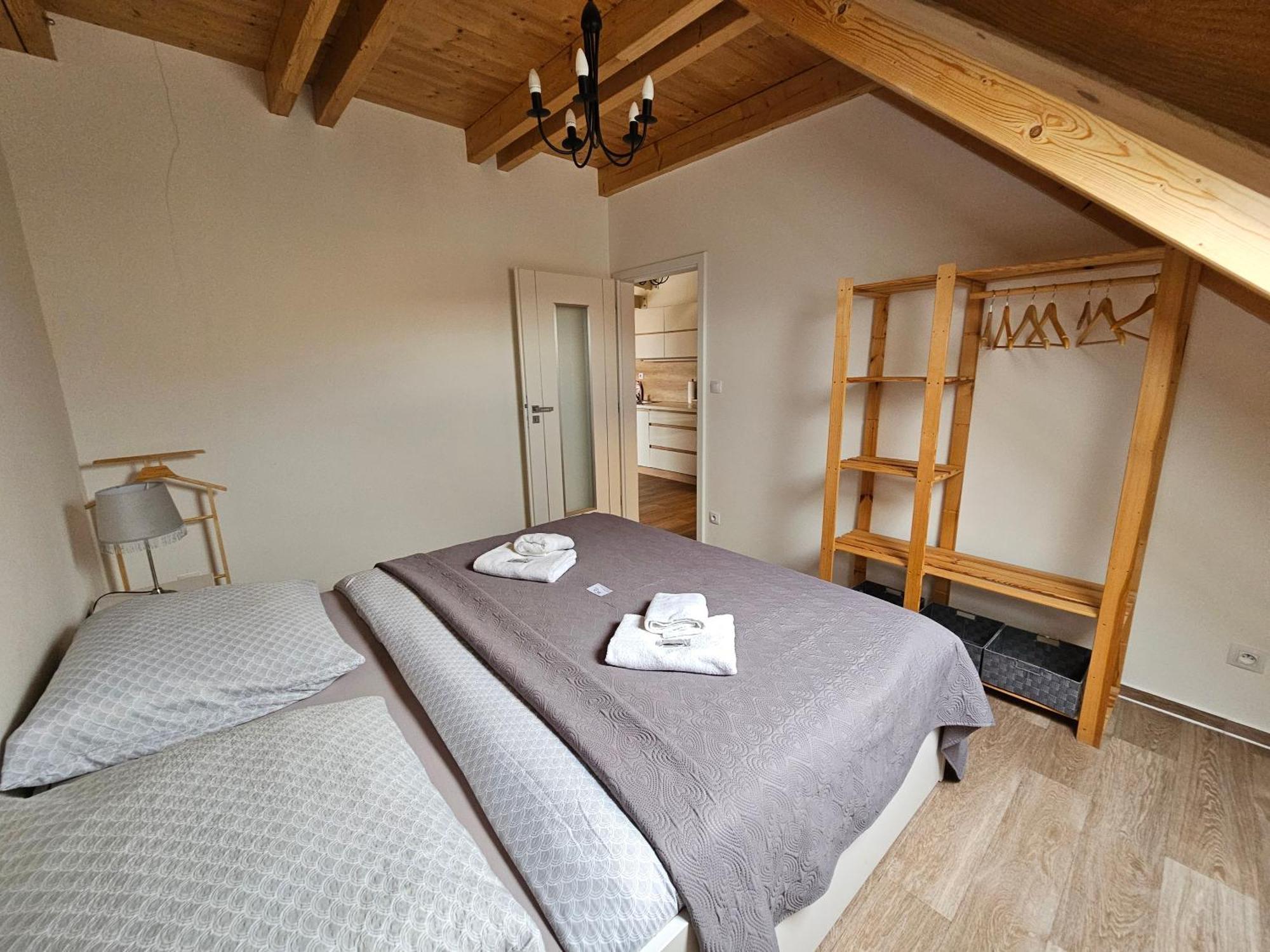 Apartman Maja Мікулов Екстер'єр фото